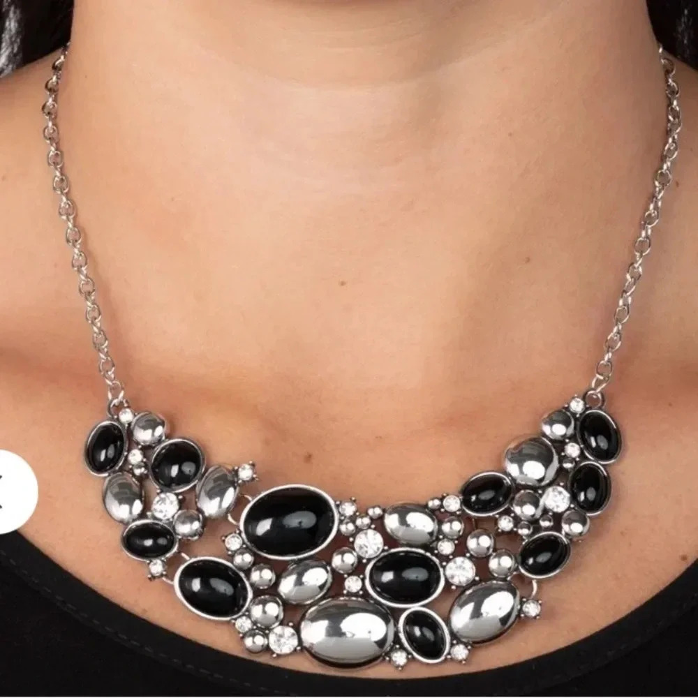 Paparazzi Jewelry Set - Contemporary Calamity
